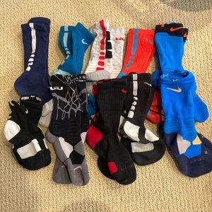 Lot of 10 Nike Elite Basketball socks Size Small